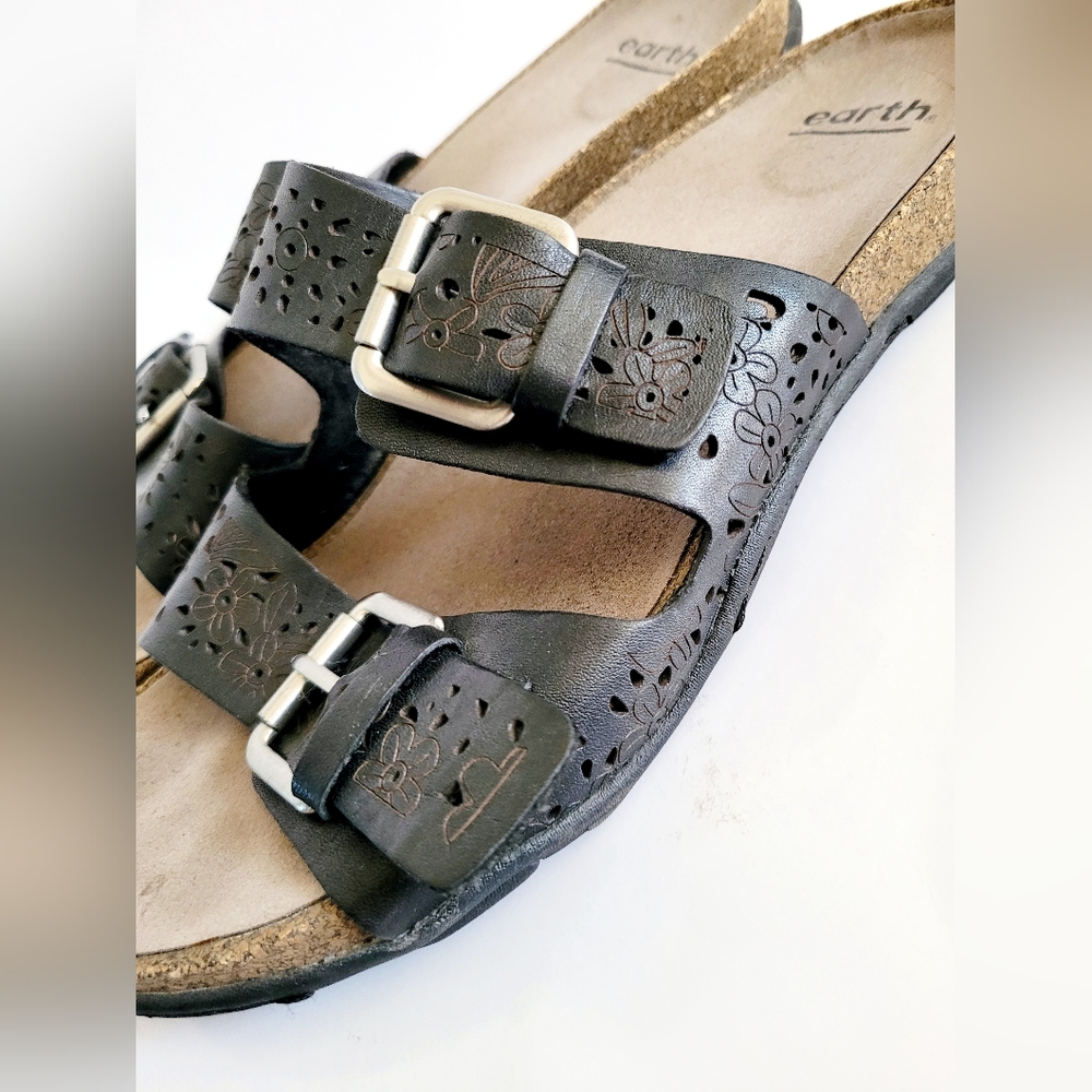 Earth Sand Antigua Women's Perforated Genuine Leather Slide Sandals Black US 9.5 - Picture 13 of 16